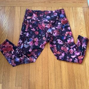 Athleta Women’s 2x Floral Print Leggings - Pink and Purple 3/4 length